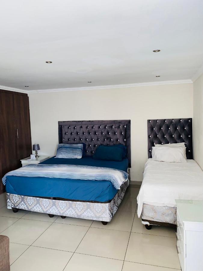 Munisa Guest House Johannesburg Exterior foto